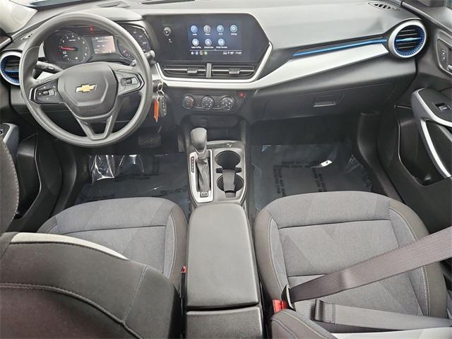 used 2025 Chevrolet Trax car, priced at $16,500