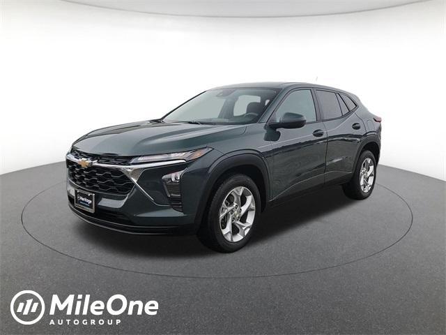 used 2025 Chevrolet Trax car, priced at $16,500