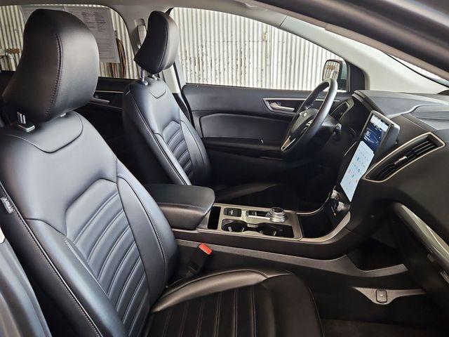 used 2024 Ford Edge car, priced at $21,600