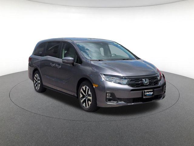 new 2026 Honda Odyssey car, priced at $42,437