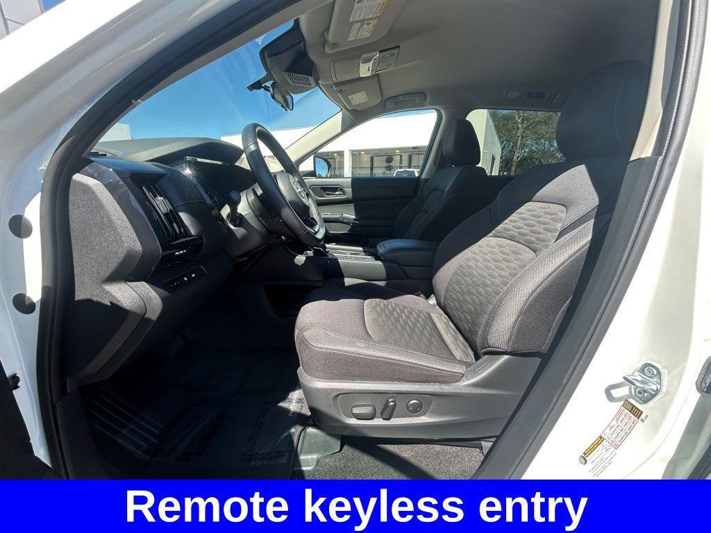 used 2025 Nissan Pathfinder car, priced at $26,895