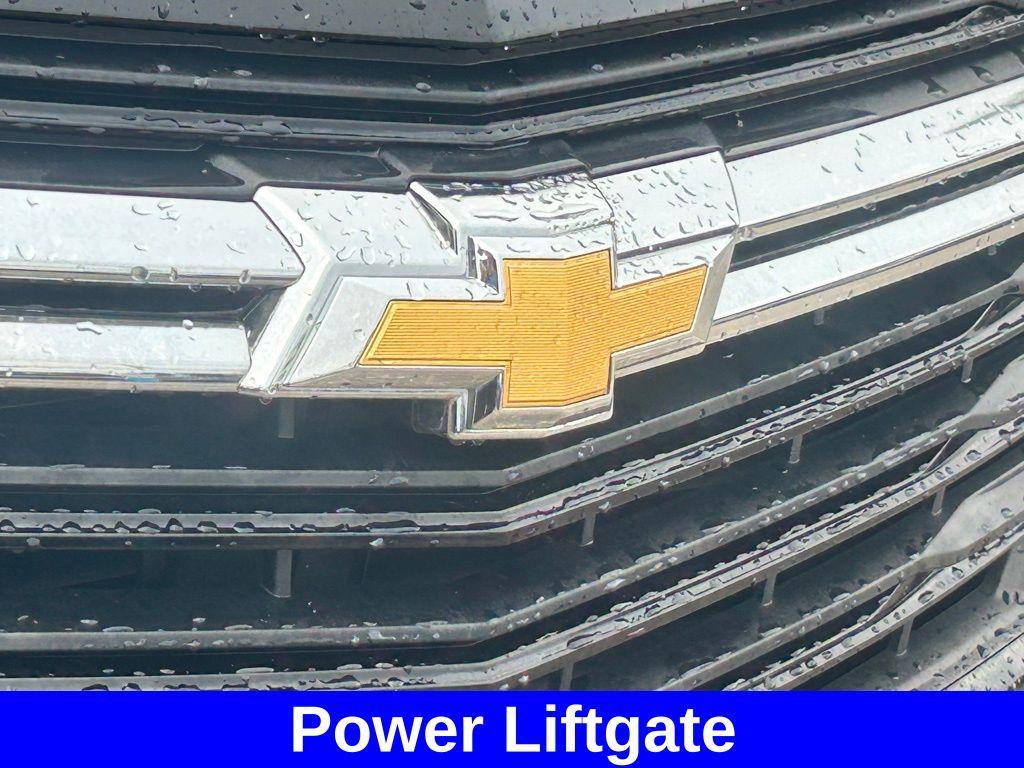 used 2024 Chevrolet Equinox car, priced at $20,993