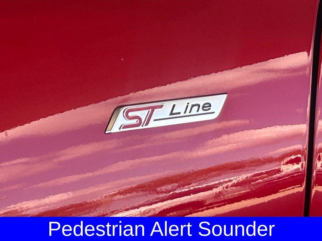 used 2025 Ford Escape car, priced at $28,287