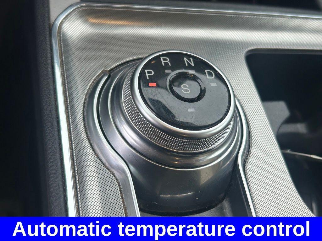 used 2022 Ford Edge car, priced at $18,995