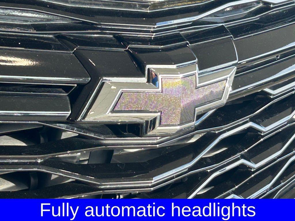 used 2024 Chevrolet Equinox car, priced at $23,998