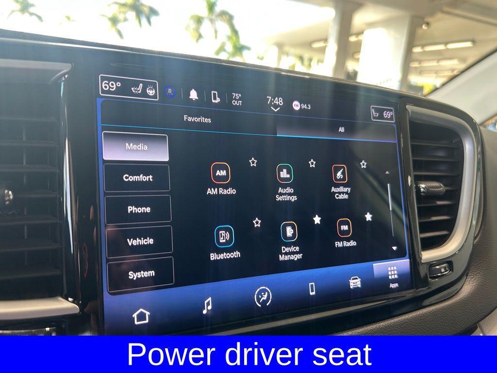 used 2024 Chrysler Pacifica car, priced at $28,846
