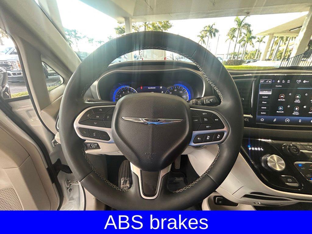 used 2024 Chrysler Pacifica car, priced at $28,846