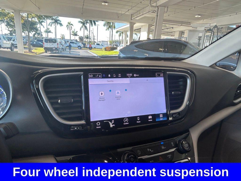 used 2024 Chrysler Pacifica car, priced at $27,746