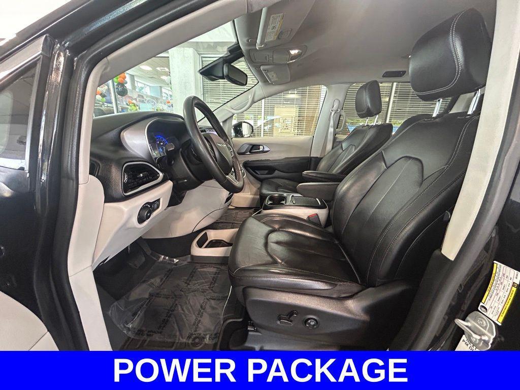 used 2022 Chrysler Pacifica car, priced at $19,264