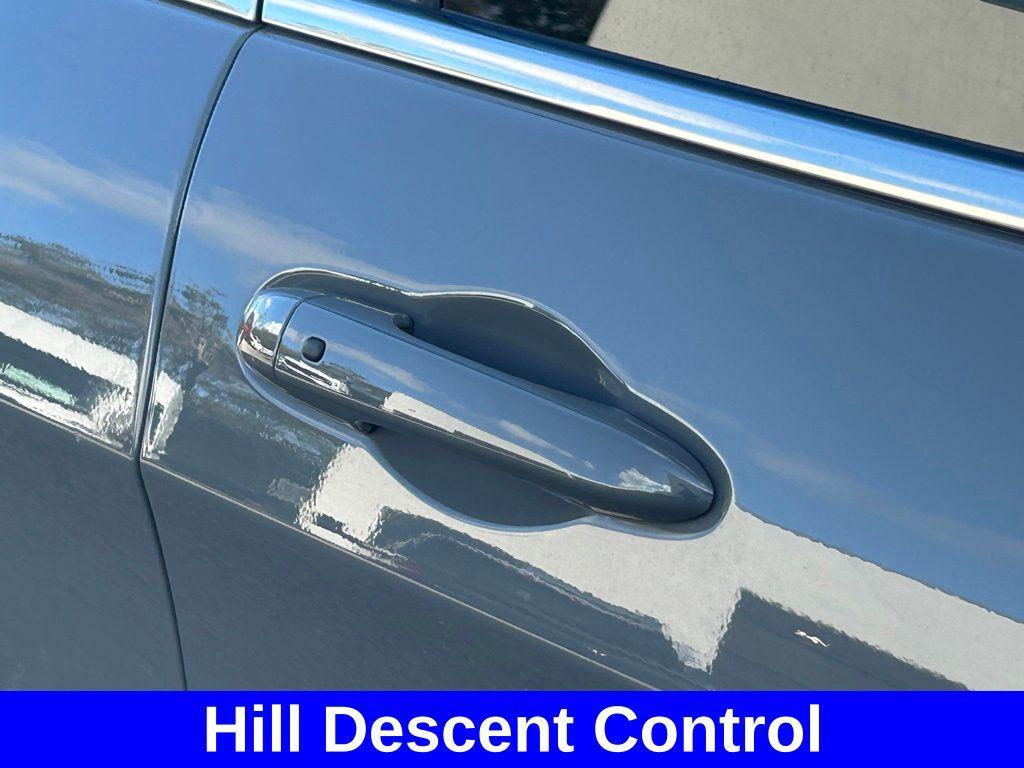 used 2020 Jeep Cherokee car, priced at $17,677