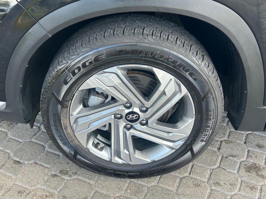 used 2023 Hyundai Santa Fe car, priced at $19,031