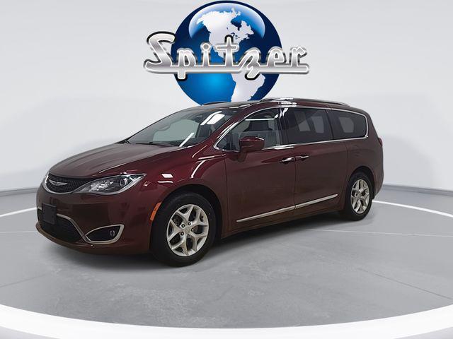 used 2020 Chrysler Pacifica car, priced at $13,995