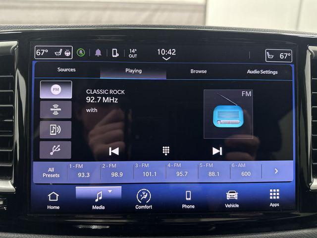 used 2023 Chrysler Pacifica car, priced at $24,750