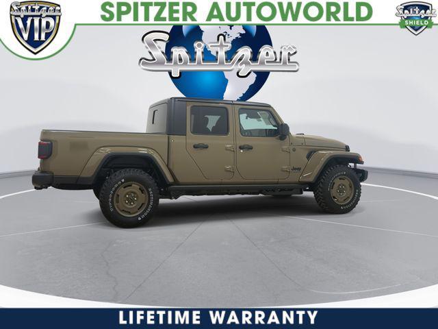new 2026 Jeep Gladiator car, priced at $48,704