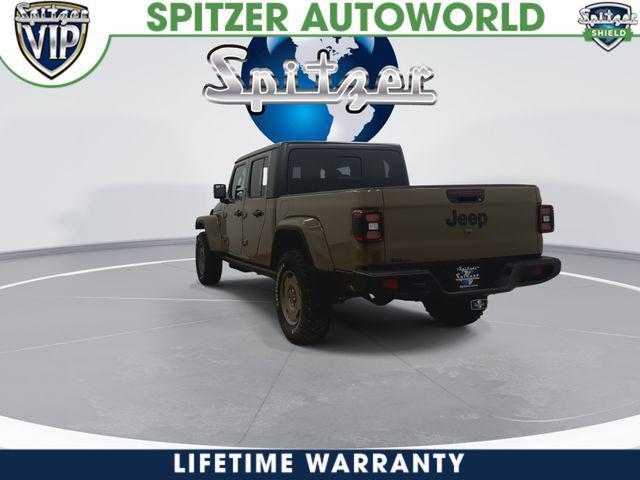 new 2026 Jeep Gladiator car, priced at $48,704