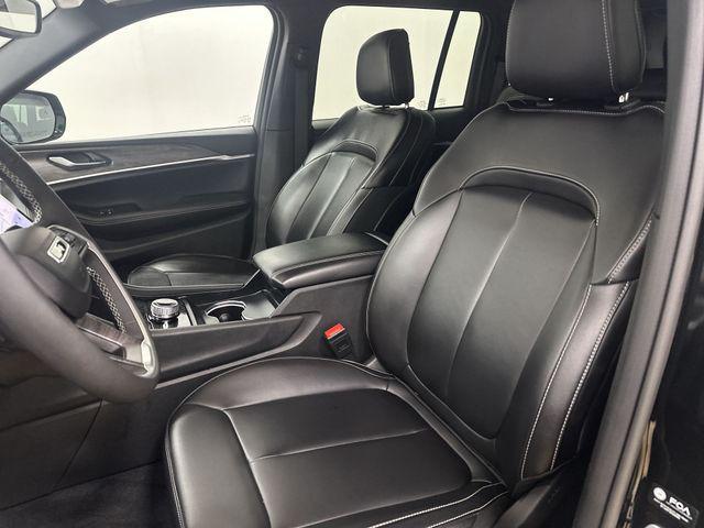 used 2024 Jeep Grand Cherokee car, priced at $34,995