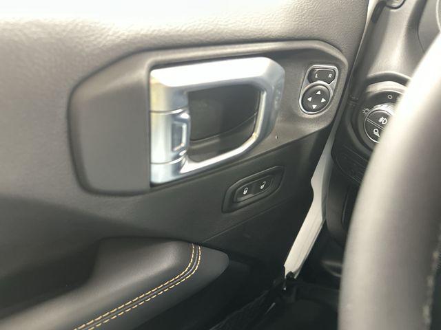 new 2026 Jeep Gladiator car, priced at $44,638