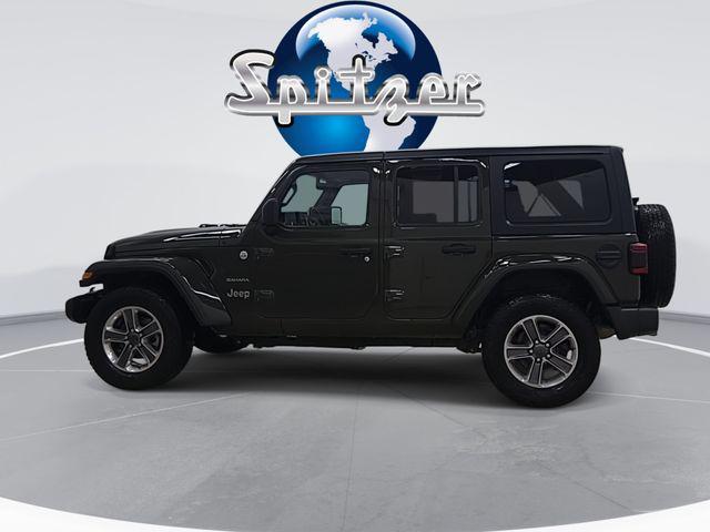 used 2022 Jeep Wrangler Unlimited car, priced at $24,235