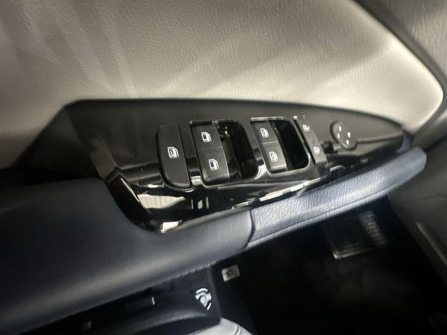 used 2024 Kia Sportage Hybrid car, priced at $27,500