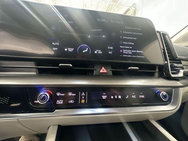 used 2024 Kia Sportage Hybrid car, priced at $27,500