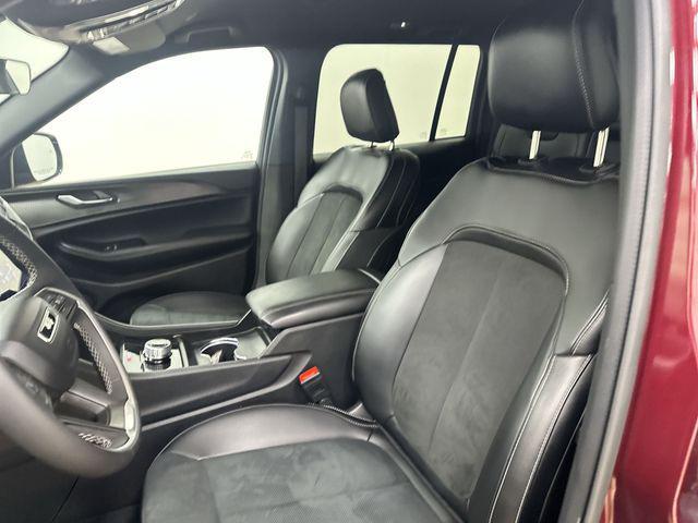 used 2025 Jeep Grand Cherokee car, priced at $35,990