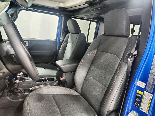 new 2026 Jeep Gladiator car, priced at $43,039