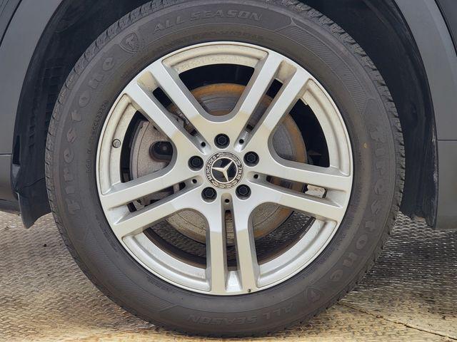 used 2023 Mercedes-Benz GLB 250 car, priced at $25,500