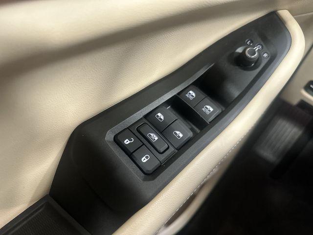 used 2025 Jeep Grand Cherokee car, priced at $42,990