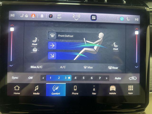 used 2025 Jeep Grand Cherokee car, priced at $42,990