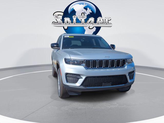 new 2025 Jeep Grand Cherokee car, priced at $36,021