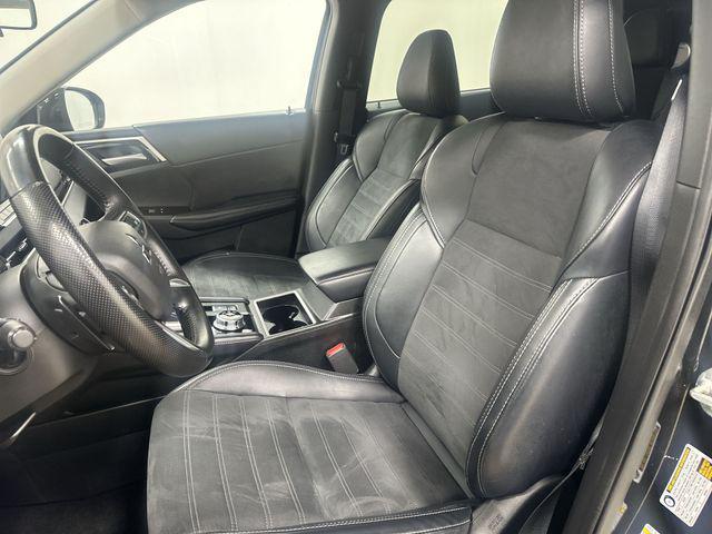 used 2024 Mitsubishi Outlander car, priced at $19,995