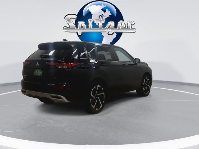 used 2024 Mitsubishi Outlander car, priced at $19,995