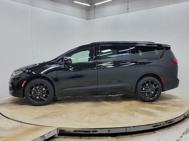 new 2026 Chrysler Pacifica car, priced at $49,500