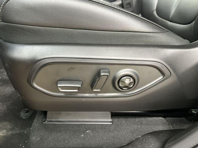 new 2026 Jeep Grand Cherokee car, priced at $47,357