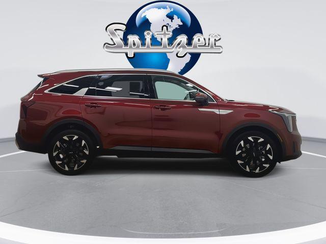 used 2025 Kia Sorento car, priced at $32,500