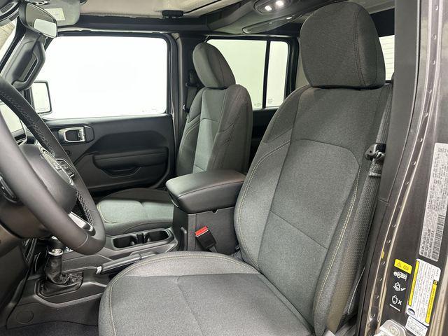 new 2026 Jeep Gladiator car, priced at $44,797