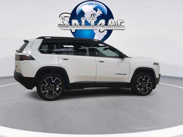 new 2026 Jeep Cherokee car, priced at $41,115