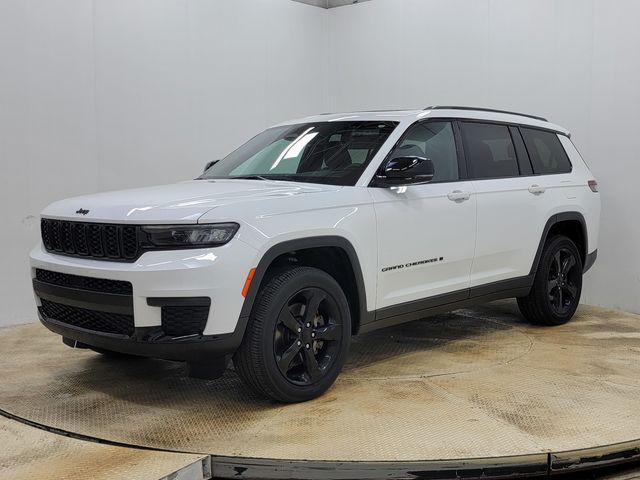 used 2024 Jeep Grand Cherokee L car, priced at $33,500
