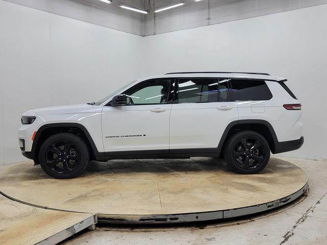 used 2024 Jeep Grand Cherokee L car, priced at $33,500