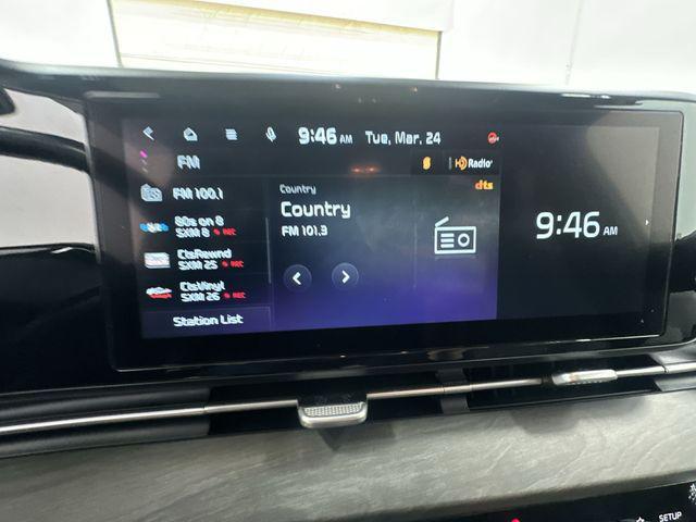used 2024 Kia Carnival car, priced at $30,995