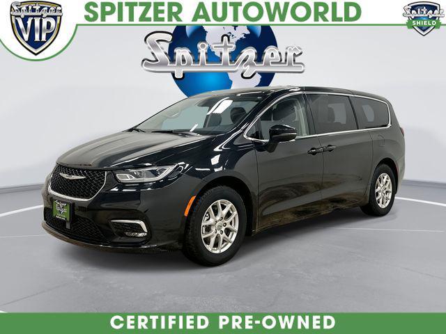 used 2023 Chrysler Pacifica car, priced at $24,500