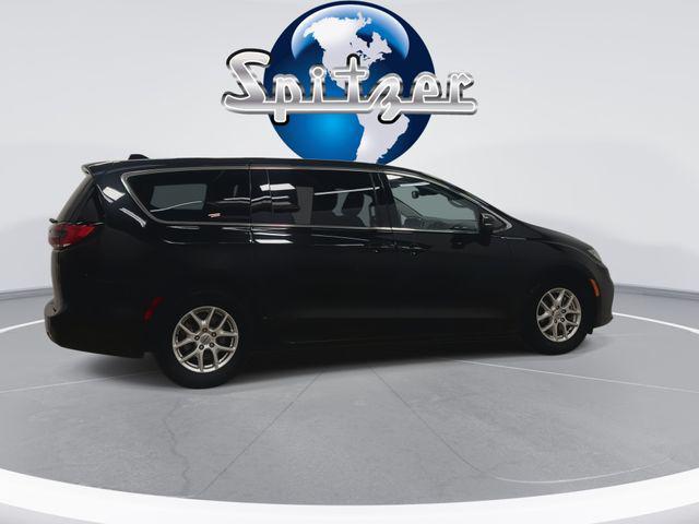 used 2023 Chrysler Pacifica car, priced at $24,500