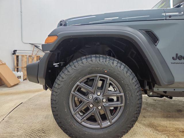 new 2026 Jeep Wrangler car, priced at $44,530
