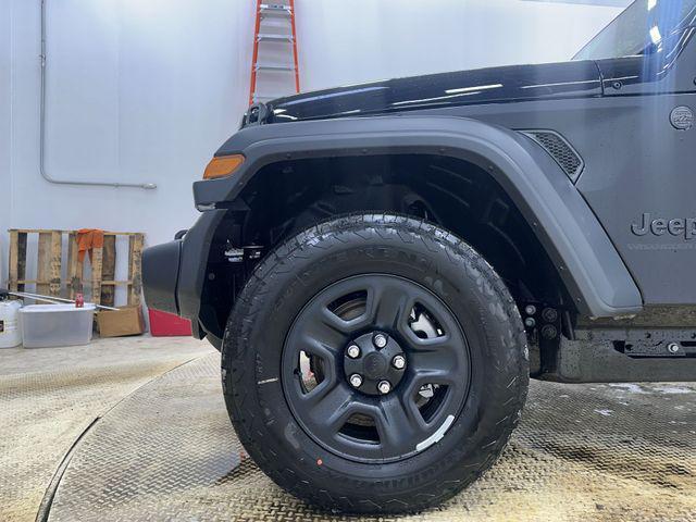 new 2026 Jeep Wrangler car, priced at $41,523