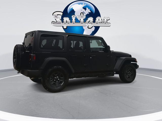 new 2026 Jeep Wrangler car, priced at $41,523