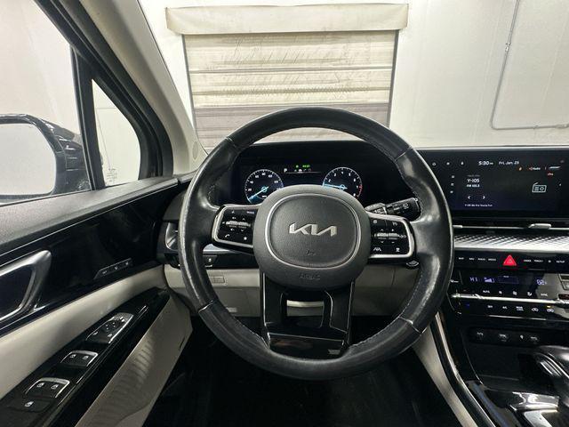 used 2022 Kia Carnival car, priced at $28,650