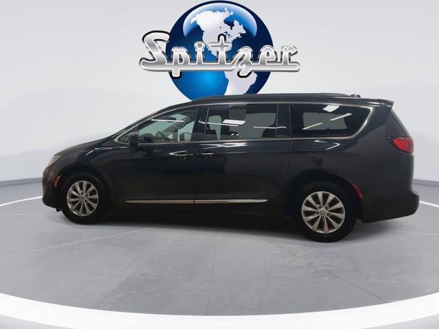 used 2017 Chrysler Pacifica car, priced at $8,990