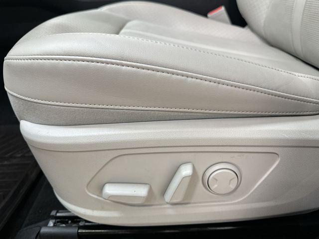 used 2026 Kia Sorento car, priced at $35,443