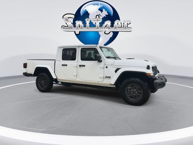 new 2026 Jeep Gladiator car, priced at $44,279