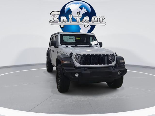 new 2026 Jeep Wrangler car, priced at $41,005